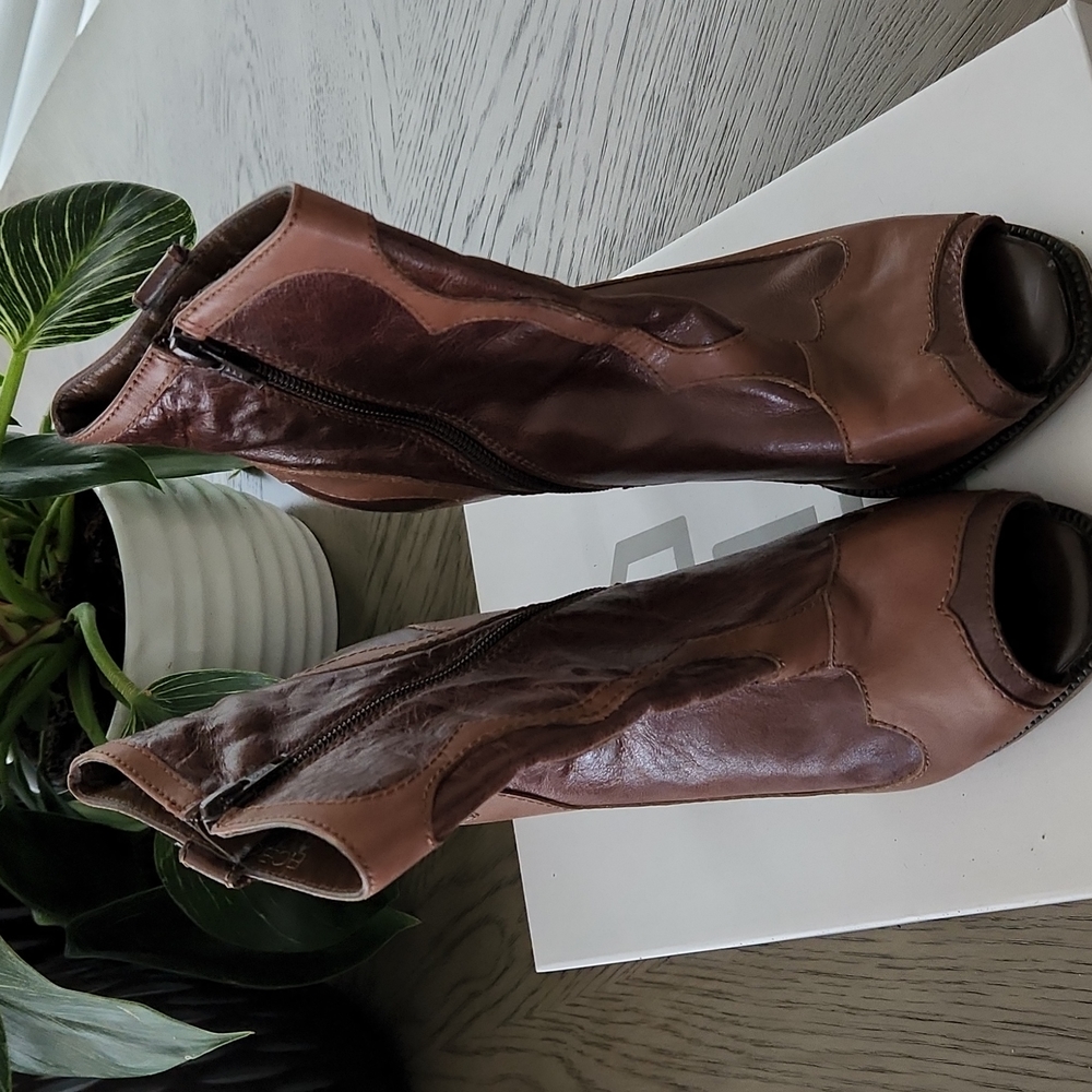Peeptoe boots
